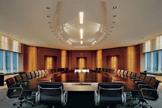 Jacqueline Hassink, the Tables of Power 2