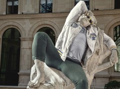 Léo Caillard, Hipsters in Stone