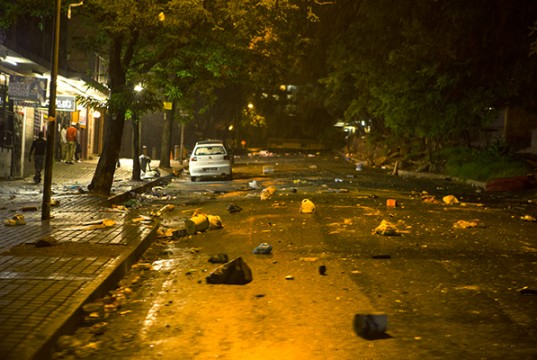 Jonathan-Wood-New-years-eve-in-Hillbrow-13